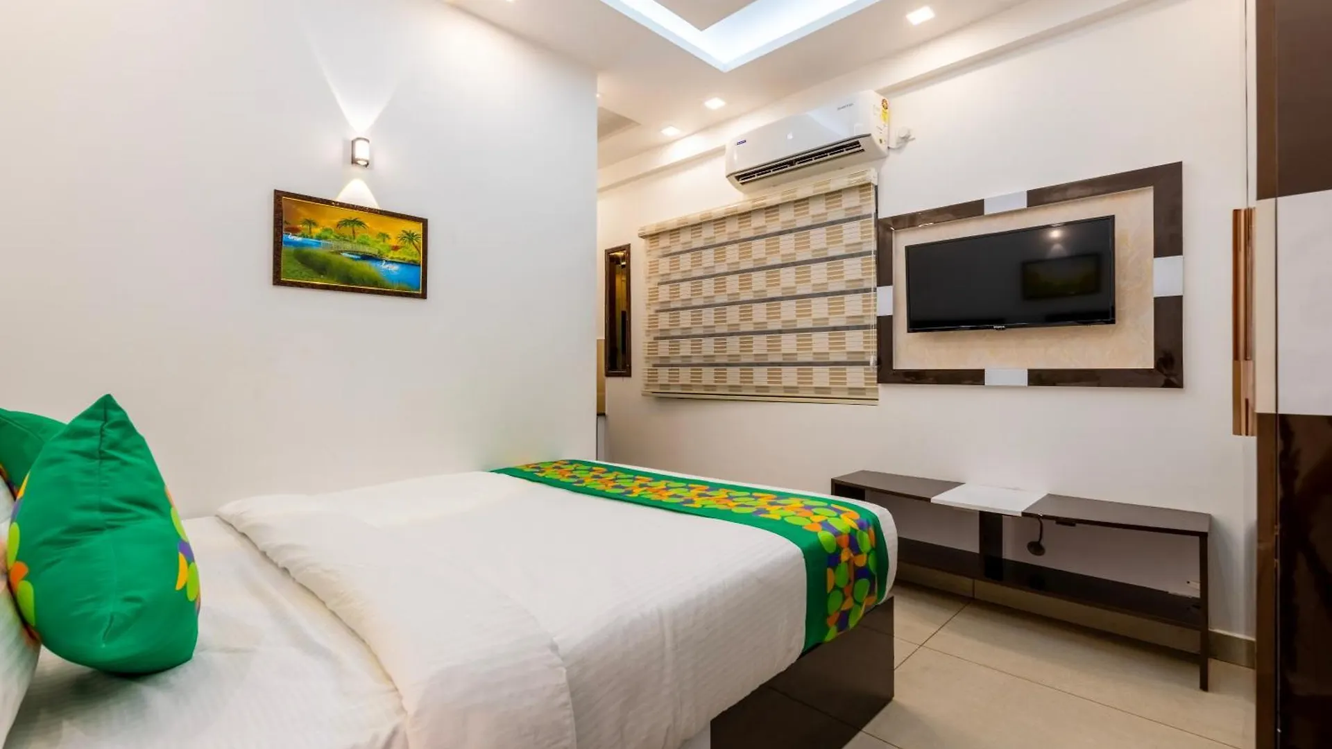 Treebo Premium Cochin Airport, 5 Min From Cochin Airport Hotel Kochi