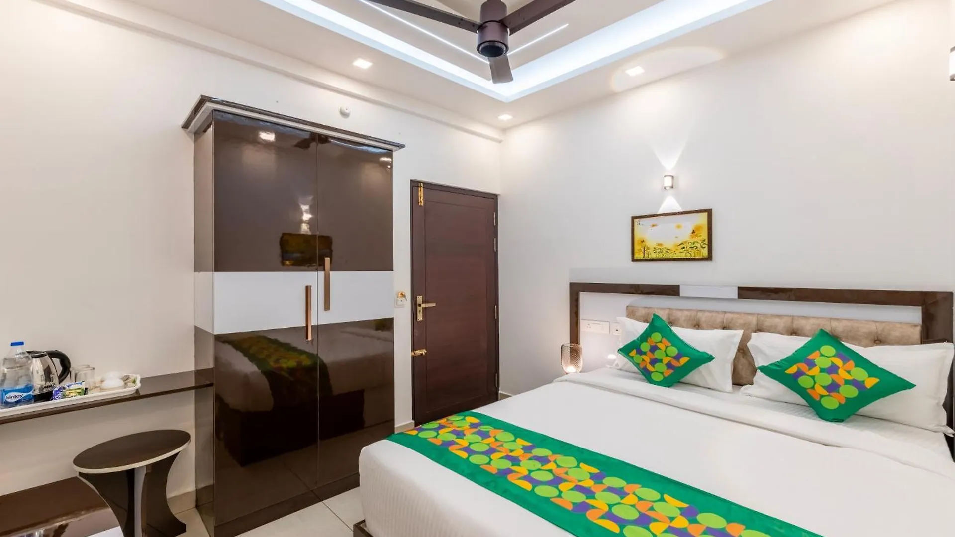 Treebo Premium Cochin Airport, 5 Min From Cochin Airport Hotel Kochi 3*,